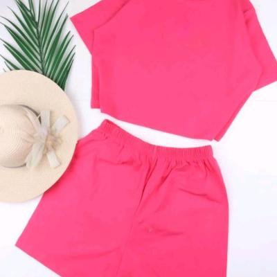 ست کراپ و شلوارک