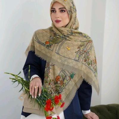 روسری مودال