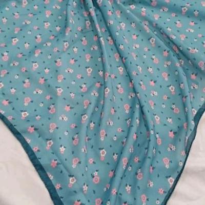 روسری دخترانه یا زنانه