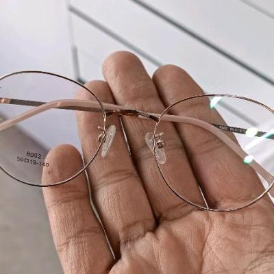 عینک طبی زنانه دخترانه ظریف کیفیت بالا تیتانیوم