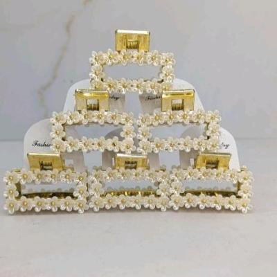 کلیپس شکوفه ای