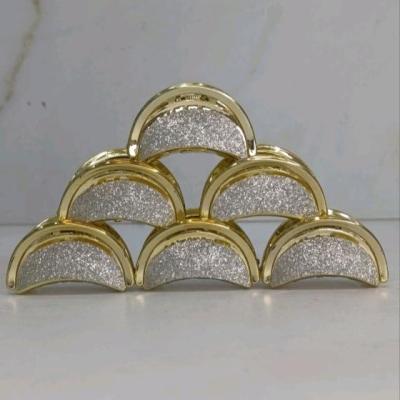 کلیپس کوچولو اکلیلی