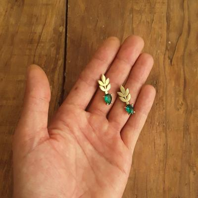 گوشواره گندم برنجی با نگین کریستال مرغوب