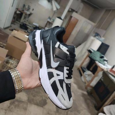 کفش نایک وی2کی 41 تا 44