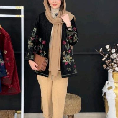 کت مخمل شنل گلدوزی آوا