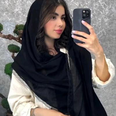 شال مشکی درختی دور گیپور