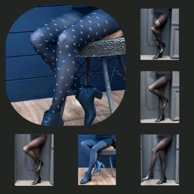 جوراب شلواری زنانه خارجی خالدار – استایل شیک و متفاوت