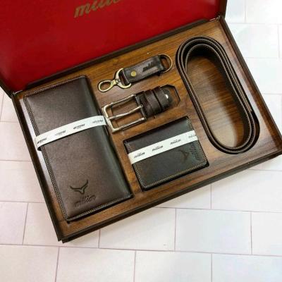 کیف و کمربند چرم طبیعی مردانه