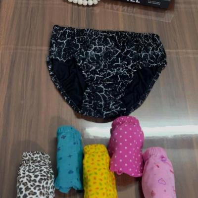 شورت نخی زنانه مارک یلدا