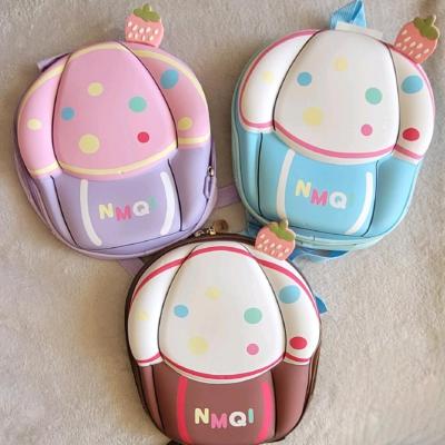 کوله پشتی مهدکودک طرح کاپ کیک توت فرنگی وارداتی