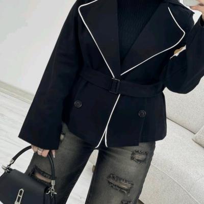 ترنچ کت دلا