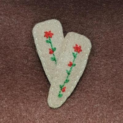 گیره سر گلدوزی شده