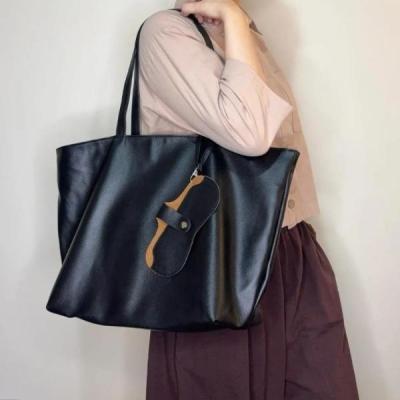 کیف بزرگ زنانه آویز عینک دار کد 2030