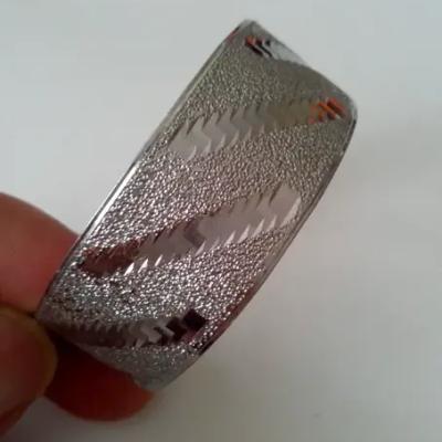 النگو تک پوش نقره ای (پست پیشتاز پس کرایه)