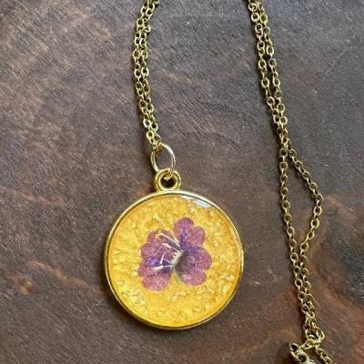 گردنبند رزینی بنفشه