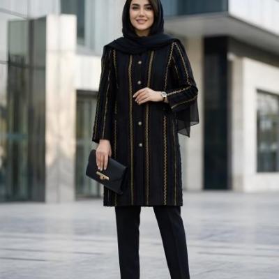 مانتو مجلسی سایز بزرگ زنانه با جنس حریر ژاکارد طرح دار و قد 92