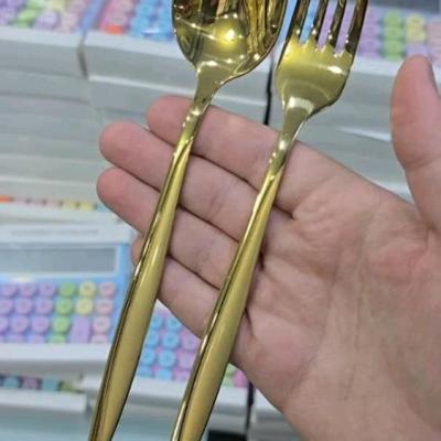 سرویس قاشق و چنگال طلایی24 نفره 120 پارچه یونیک((هزینه ارسال درب منزل