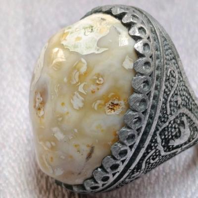 انگشتر کلوخه عقیق ملکی ژئو دار