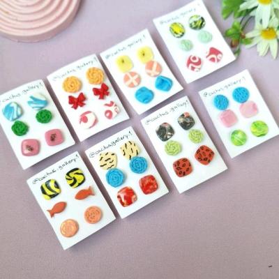 گوشواره میخی گلگوش خمیری کارتی